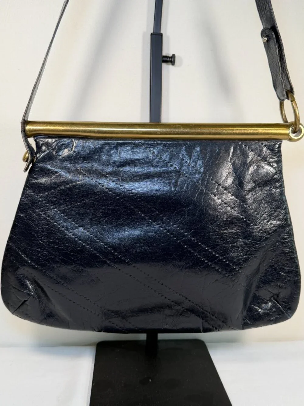 Vintage DONNA ESA Italian Leather Brass Accent Handbag Navy Black